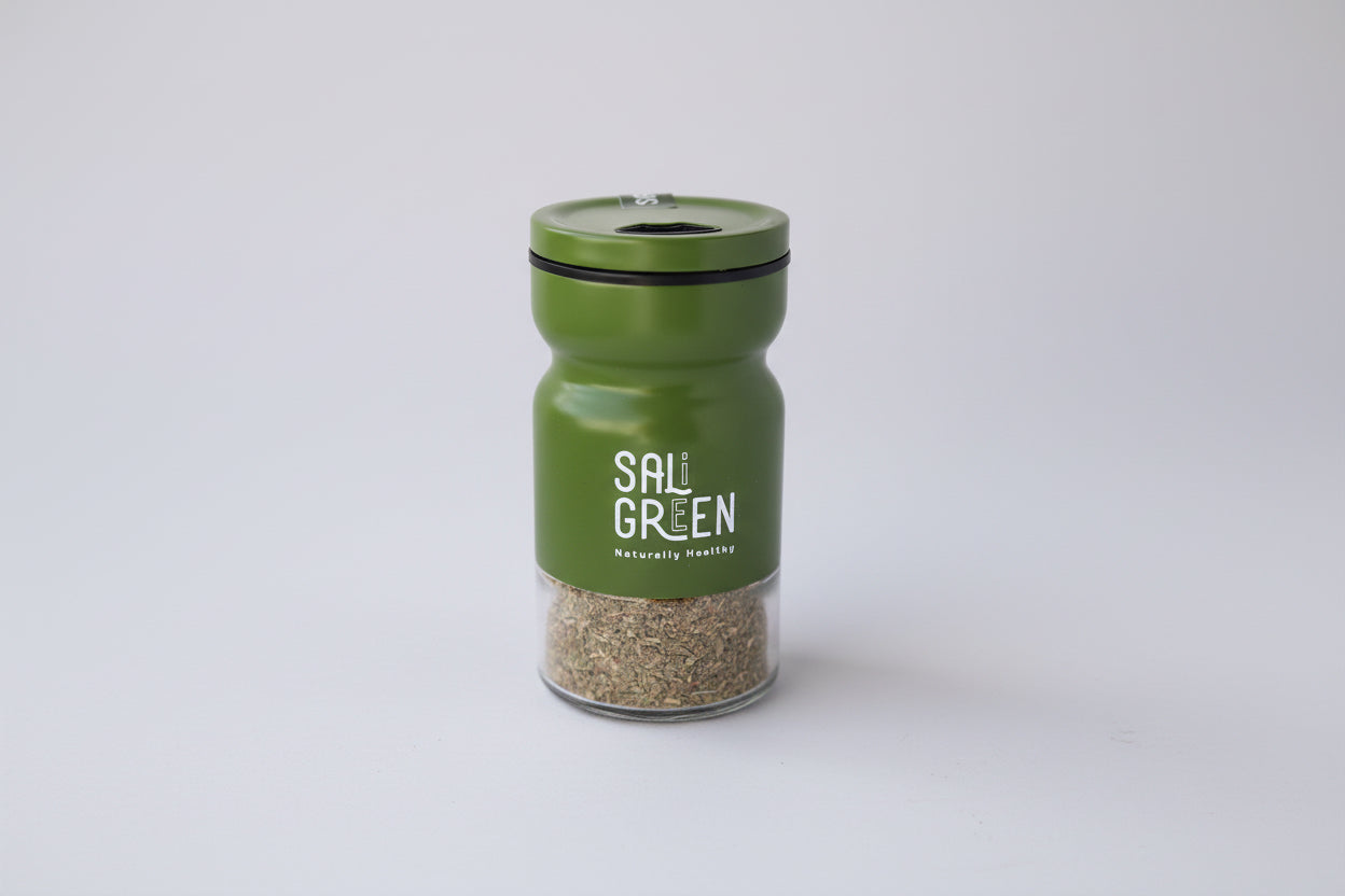 Green jar for spices  with 'SaliGreen' branding on a white background